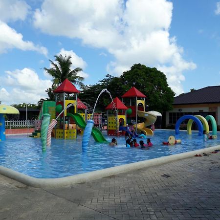 Sea Garden Resort Iloilo Pavia Exterior foto