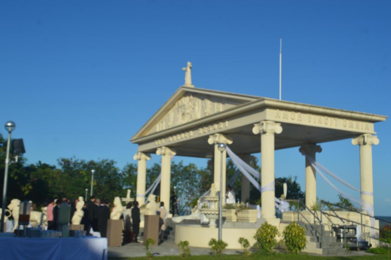 Sea Garden Resort Iloilo Pavia Exterior foto