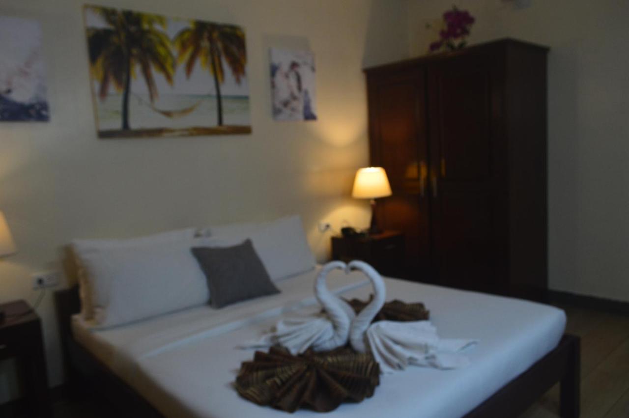 Sea Garden Resort Iloilo Pavia Exterior foto