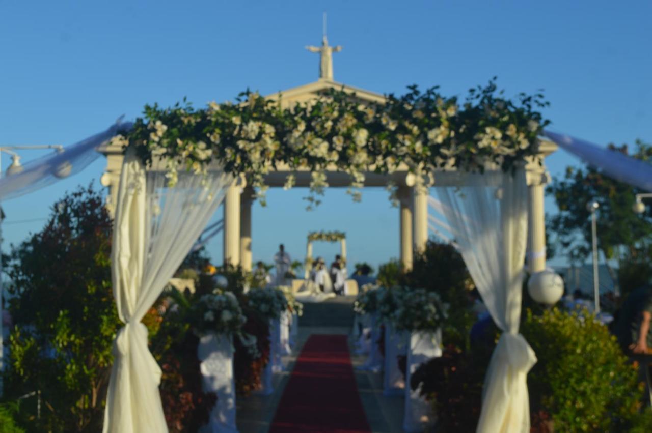 Sea Garden Resort Iloilo Pavia Exterior foto